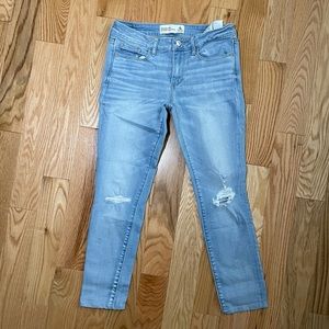 ABERCROMBIE & FITCH Super Skinny Ankle Jeans - 27x29